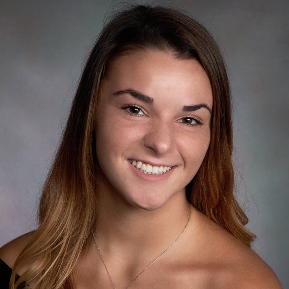 Meet your Posher, Marissa - Picture 1 of 1